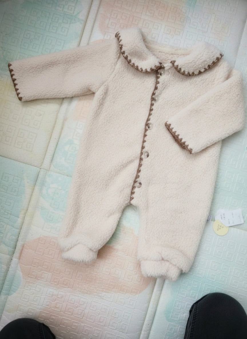 Топъл ромпър - светло-бежаво✨