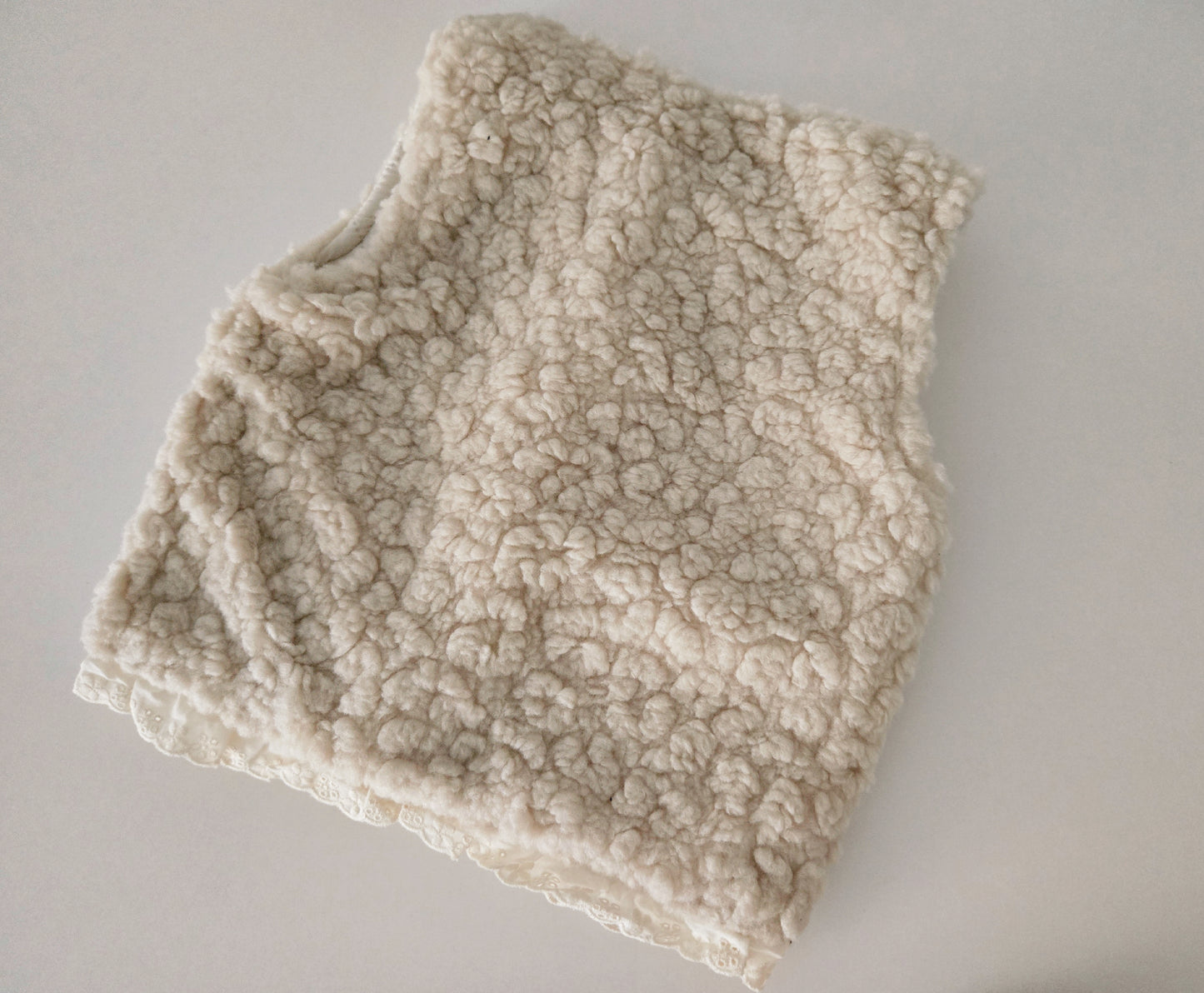 Пухкаво елече за нея