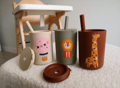 Силиконова чашка със сламка✨