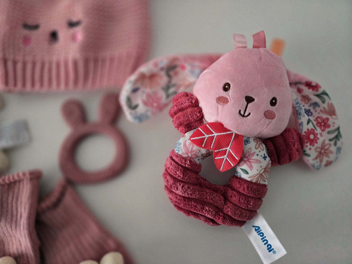 Топла прегръдка за нея🎁