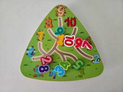 Дървена дъска с числа за местене