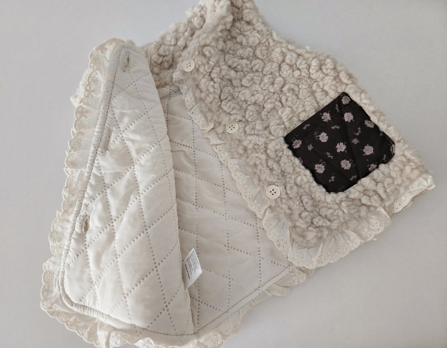 Пухкаво елече за нея