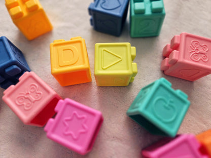Игра с гумени блокчета- 16 бр.🖐️