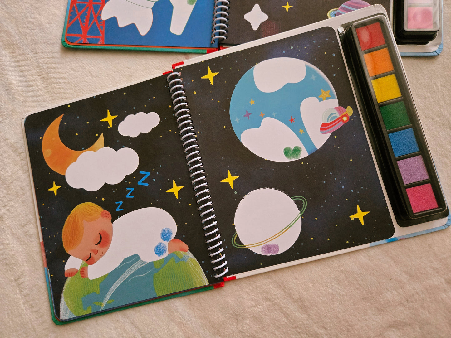 Книжка за оцветяване с пръстчета🎨