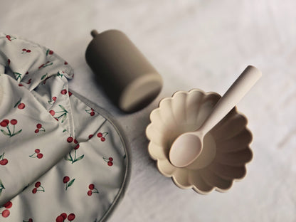 Комплект захранване с лигавник - черешки✨