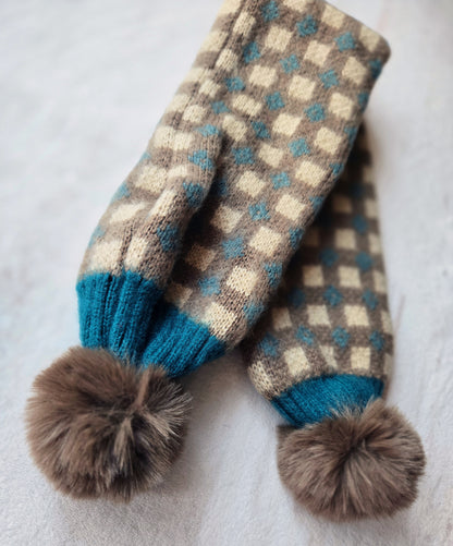 Шал с пухчета❄️