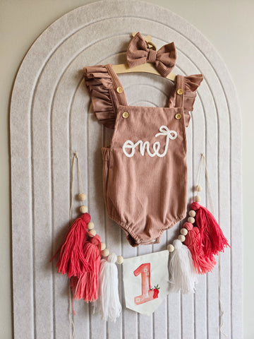 Ромпър + украса за първата годинка  🎂
