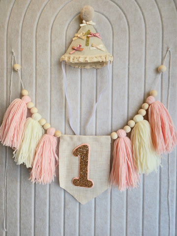 Нежна украса за първата годинка🎂